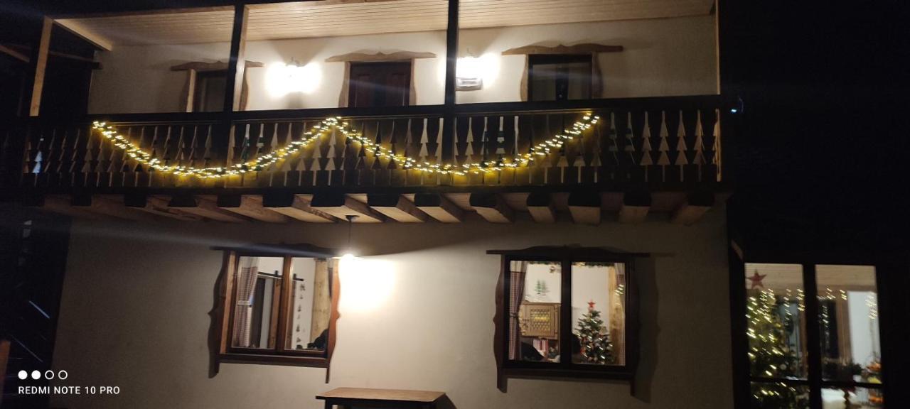 Pensiunea Bradet Brosteni Esterno foto